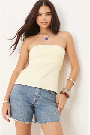 Abercrombie & Fitch – Curve Love – Locker geschnittene Shorts in mittlerer Waschung mit hohem Bund und ausgefranstem Saum