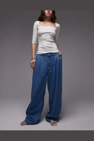 MANGO – Melissa – Lockere Jeans in Hellblau mit Bundfalten