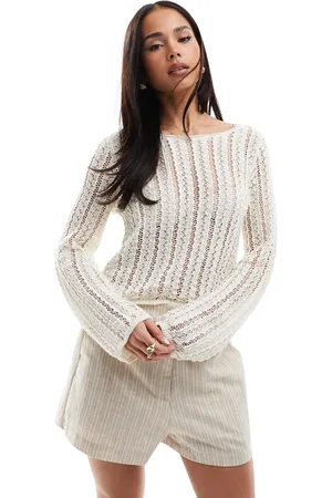 Pieces® – Cropped-Oberteil aus Häkelstrick in Wolkenweiß mit gleichfarbigen Streifen