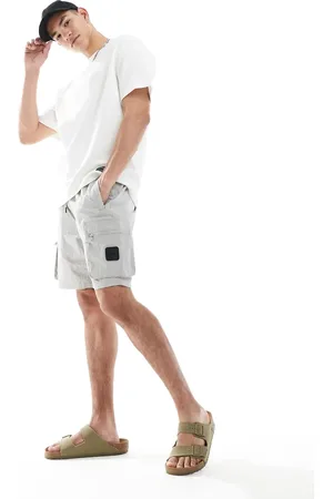 River Island – Cargo-Shorts in Hellgrau