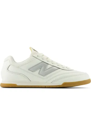 New Balance – RC42 – Sneaker in mit silbernem Detail