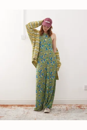 Reclaimed – Camisole-Jumpsuit in Grün mit Blümchenmuster und Rückenausschnitt