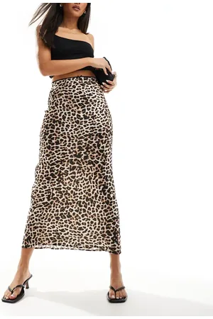 Stradivarius – Midirock mit Leopardenmuster