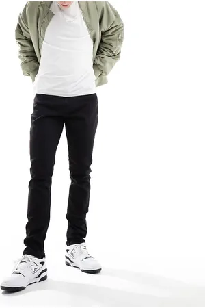 Only & Sons – Rope – Schmal zulaufende Jeans in schwarzer Waschung mit schmalem Schnitt