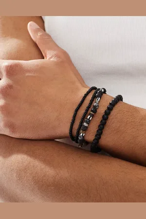 ASOS – 4er-Pack Armbänder im Perlen- und Kordeldesign in