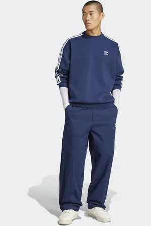 adidas – adicolor – Oversize-Sweatshirt mit Rundhalsausschnitt in dunklem Indigoblau