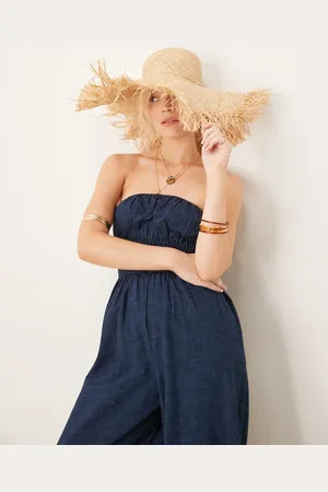 ASOS – Weicher, trägerloser Jeans-Jumpsuit mit Raffung in der Taille, weitem Bein und Rinse-Waschung