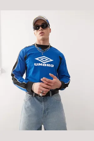Umbro – Langärmliges T-Shirt in und Weiß mit Einsätzen