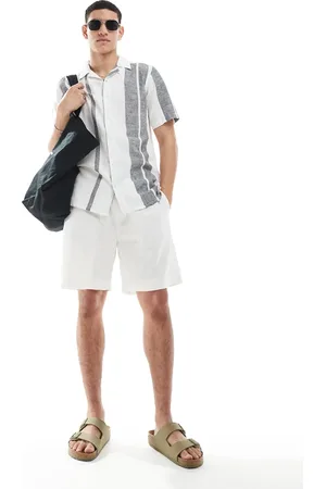 Pull&Bear – Shorts im ecrufarbenem Leinen-Look