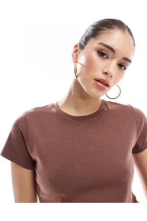 Cotton On Cotton On – Tailliertes, schmal geschnittenes T-Shirt in verwaschenem Braun im Stil der 90er