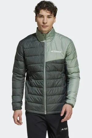 adidas – Terrex Multi – Leichte Daunenjacke in Legend Ivy / Silver Green