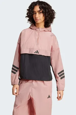 adidas – Future Icons – Windjacke in Warm Clay mit 3 Streifen