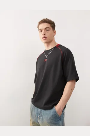 Umbro – T-Shirt in mit Netzstoff-Einsätzen
