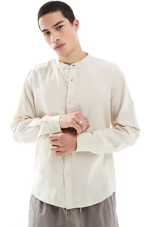 Pull&Bear – Langärmliges, strukturiertes Grandad-Hemd in Beige mit hohem Leinenanteil
