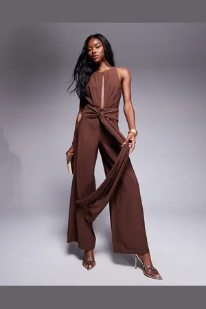 ASOS – Hochgeschlossener Jumpsuit in Schokobraun mit Schnürdetail