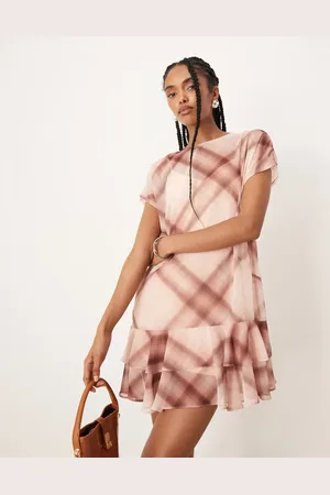 ASOS – Ärmelloses, gerafftes Hängerkleid in kariert