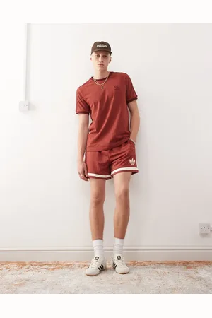 adidas – Basketball – Shorts in mit Wickeldesign