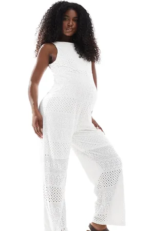 Mama;licious Mamalicious Umstandsmode – Jumpsuit aus Jersey in mit weitem Bein und V-Ausschnitt