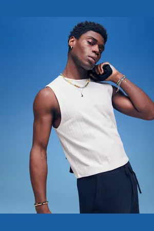 ASOS – Kurzes Tanktop in Creme mit breiter Rippung