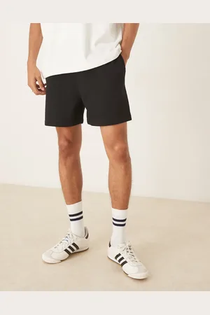 ASOS – Essential – Slim-Fit Shorts in