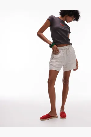 ARKET – Schlupf-Shorts aus Leinen in Beige