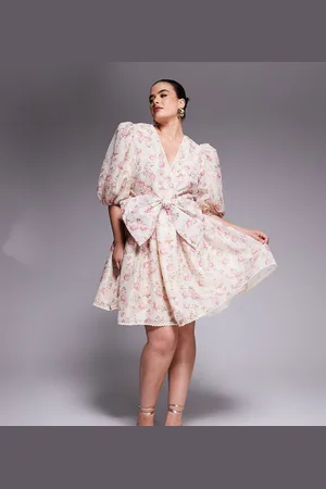 ASOS Curve – Minikleid aus Jacquard mit Blumenmuster, Puffärmeln und Schleife zum Binden