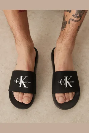 Calvin Klein – Slider in mit großem Logo