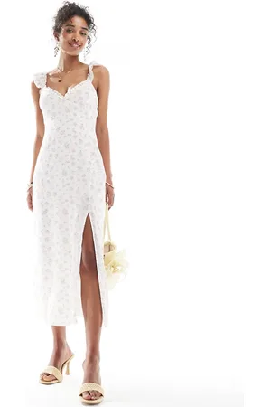 Bershka – Maxikleid in Ecru mit Rüschendetail und Blumenmuster in