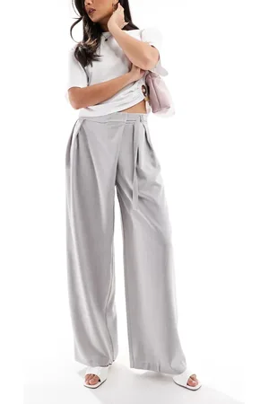 Bershka – Elegante Hose in mit Schnürdetail, hohem Bund und weitem Schnitt
