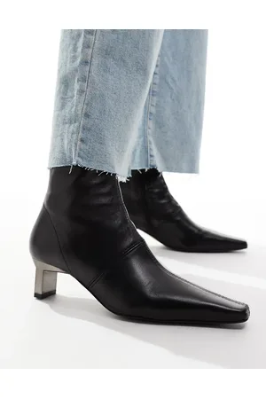 ASOS – Rise – Hochwertige Lederstiefel in mit Metallabsatz-Detail