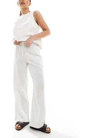New Look – Weit geschnittene Leinenhose in gestreiftem Cremeweiß