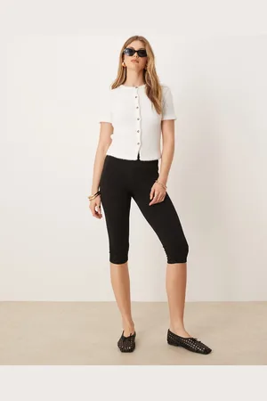ASOS – Capri-Leggings-Shorts in