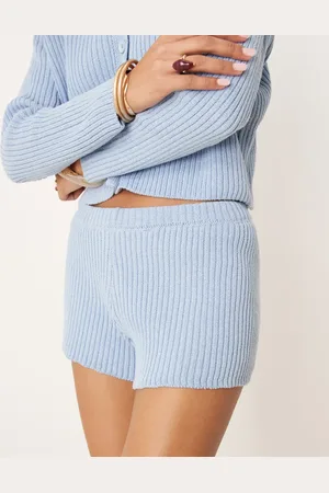 ASOS – Knappe, gerippte Strick-Shorts in mit mittelhohem Bund, Kombiteil