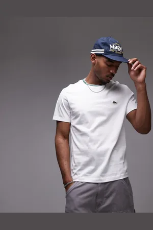 Lacoste – T-Shirt in mit Zierstreifen am Ausschnitt