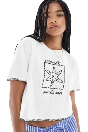 Stradivarius – Cropped-T-Shirt in mit Stickerei