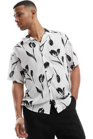 JACK & JONES – Kurzärmliges Hemd in geblümt mit Reverskragen