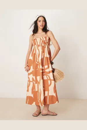 ASOS – Maxikleid aus Baumwoll-Satin mit gesmoktem Dekolleté und abstraktem Muster