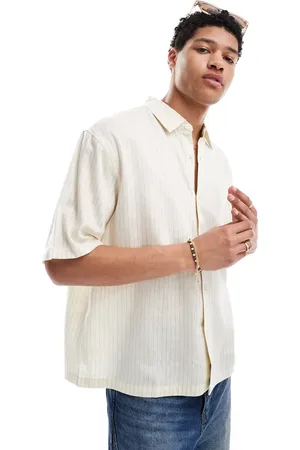 Pull&Bear – Hemd aus weichem Leinenmix in Ecru mit Nadelstreifen