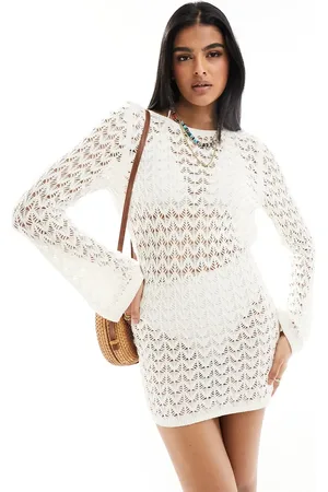 Miss Selfridge – Langärmliges Minikleid aus Häkelstoff in Creme mit Rückenausschnitt