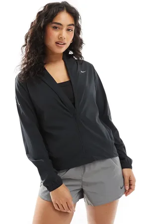 Nike – Swift – Wasserabweisende Jacke in