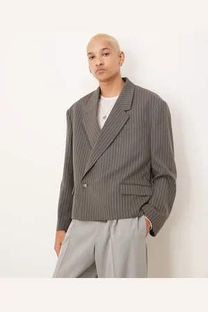 ASOS – Doppelreihiger cropped Blazer in mit Nadelstreifen und extremer Oversize-Passform