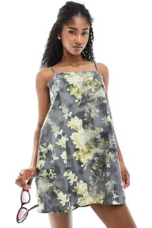 Monki – Minikleid aus Baumwoll-Popeline in mit Print und Bindeträgern