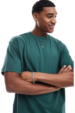 Cotton On Cotton On – Kastiges Basic-T-Shirt in Kiefernnadelgrün
