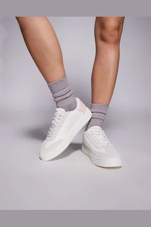 Armani Exchange – Sneaker in Wollweiß und Rosa mit Logo