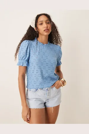 VILA – T-Shirt aus Jersey mit Lochstickerei in