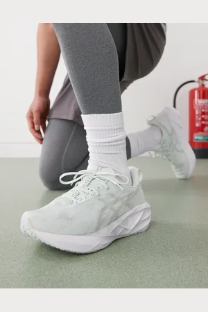 Asics – Novablast 5 – Lauf-Sneaker in Aqua