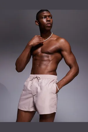 ASOS – Kurze Badeshorts in Hellbraun