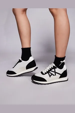 Armani Exchange – Sneaker aus Wildleder-Mix in und Weiß mit Logo