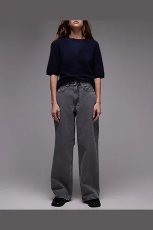 ARKET – Cloud – Weite Jeans in hellgrauer Waschung mit niedrigem Bund und weitem Bein