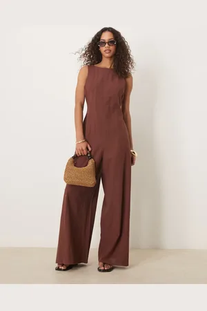 ASOS – Tennis-Jumpsuit in Schokobraun mit weitem Bein und Ziernaht